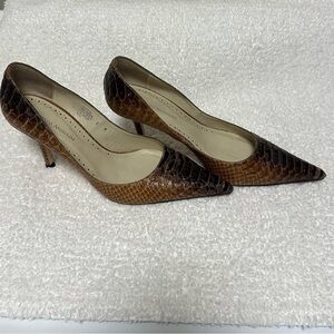 Enzo Angiolini Brown Alligator pattern Heels